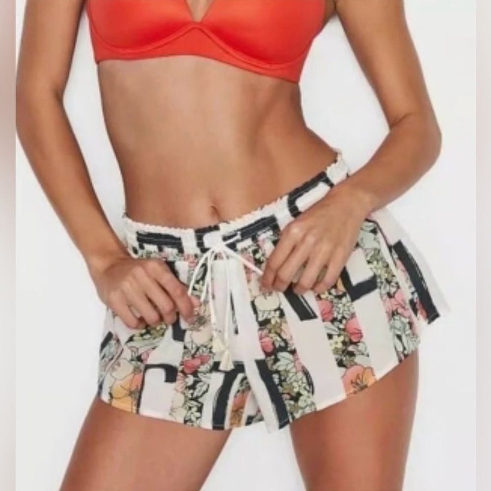 Victoria's Secret Women's Floral Logo Pajama Shorts White Medium